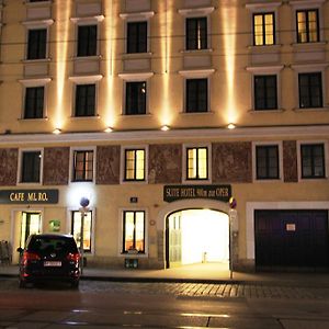 Suite Hotel 900 M Zur Oper